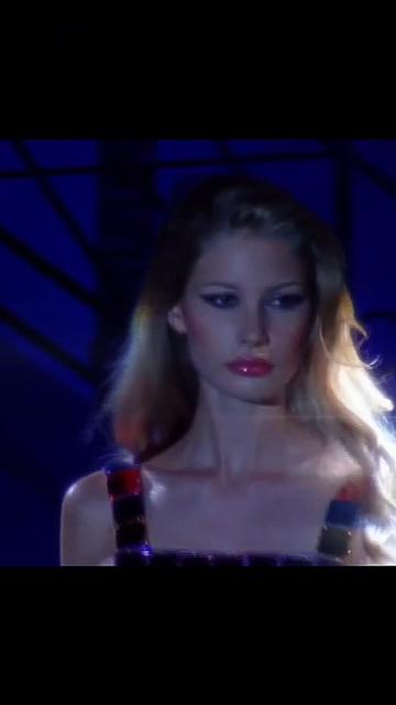 @fashion.runways