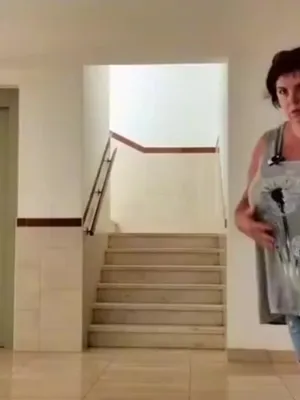 @Elena Glavan920