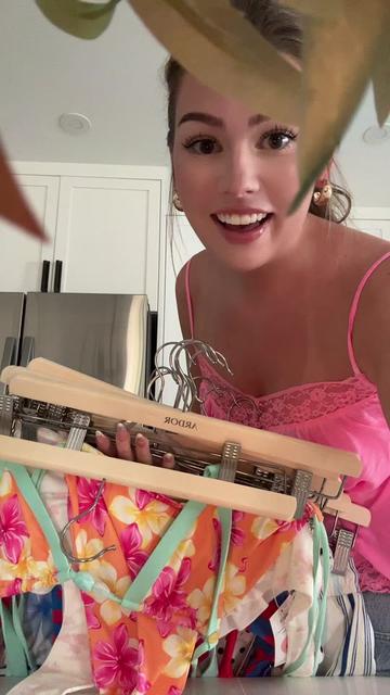 @ashleyardor