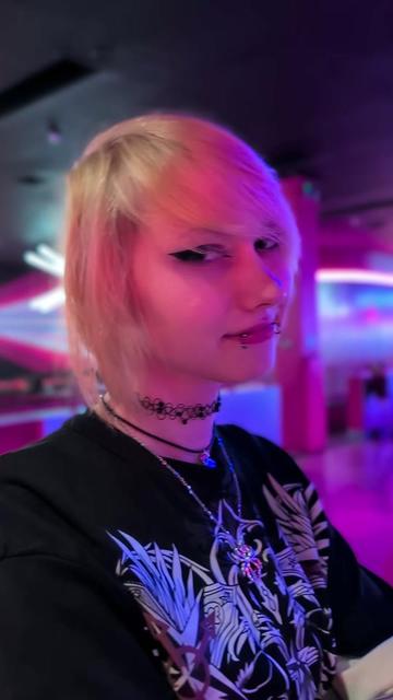 @emokitten