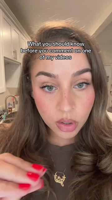 @zoefromtheinternet