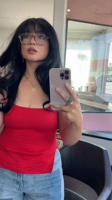 @Elaine Valerie