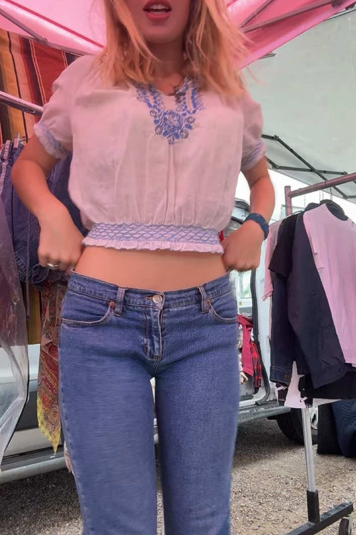 @buttonnosebunny