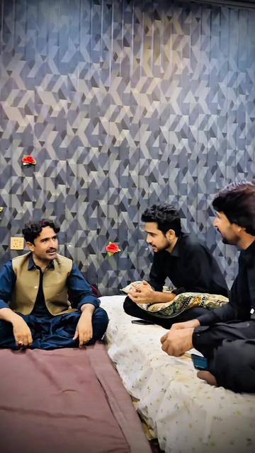 @Singer Tahir Farooq