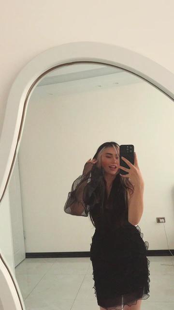 @Niayesh Khanian
