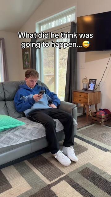 @notlukeandalexis