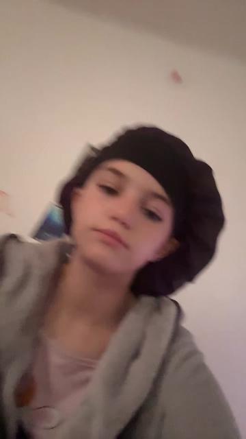 @Scarletts spam account