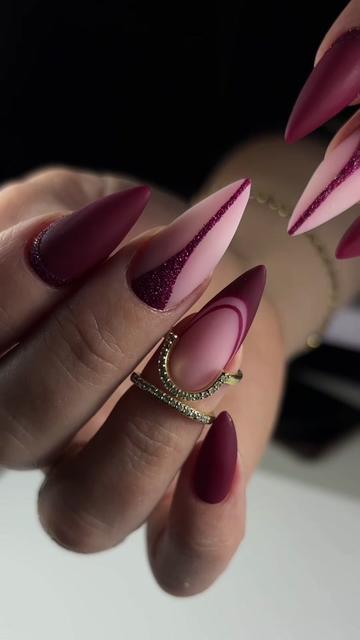 @ViolaViolett_NailArtist