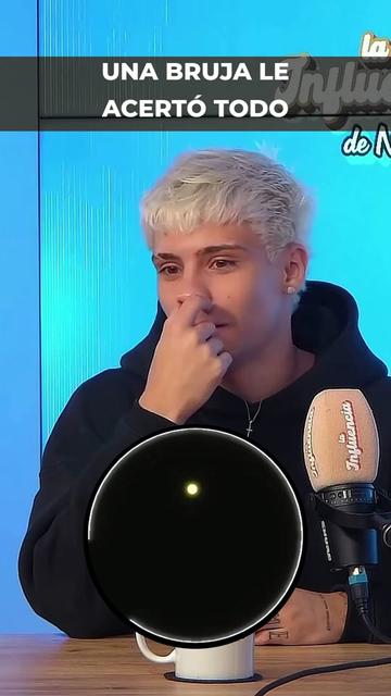 @®️