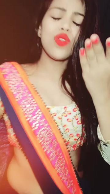 @SîñGLê😎_ÇHHØKRÎ👩