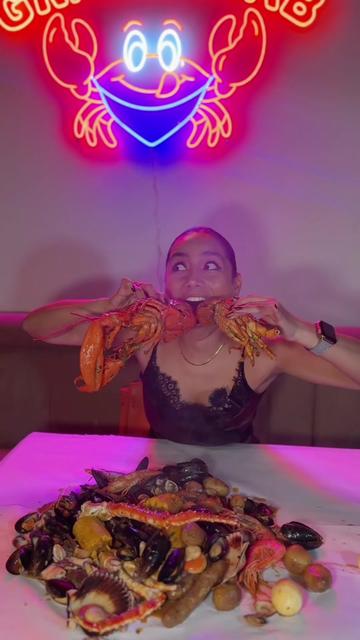 @GRAB A CRAB 🦀