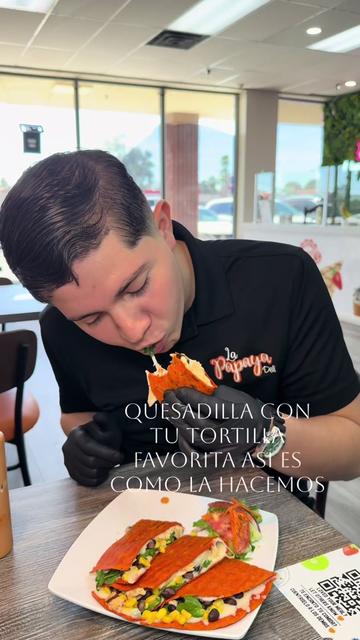 @La Papaya Deli