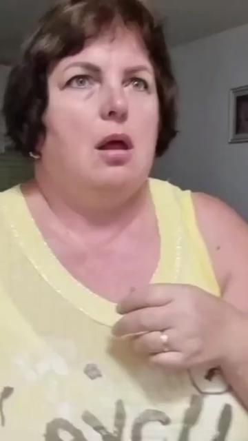 @Elena Glavan920