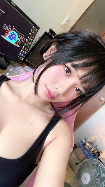 @Chin