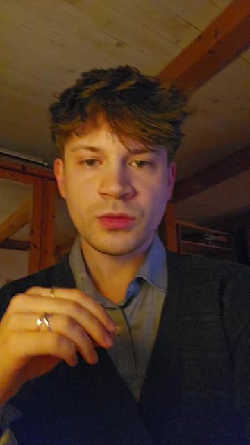 @hstry.simon