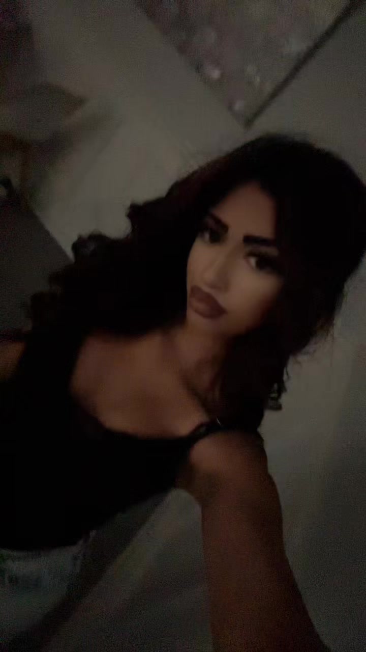 @￴￴