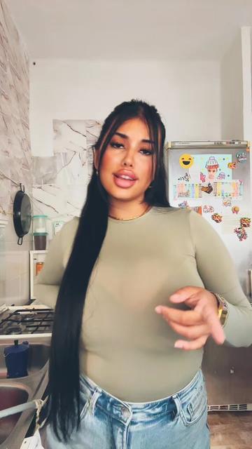 @Antoniaa