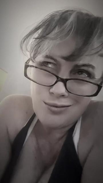 @Holly - GenX ❤️🔥💋🤘🤗🏹