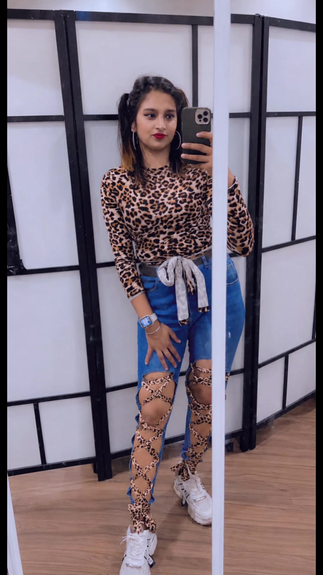 @Officialjeeti