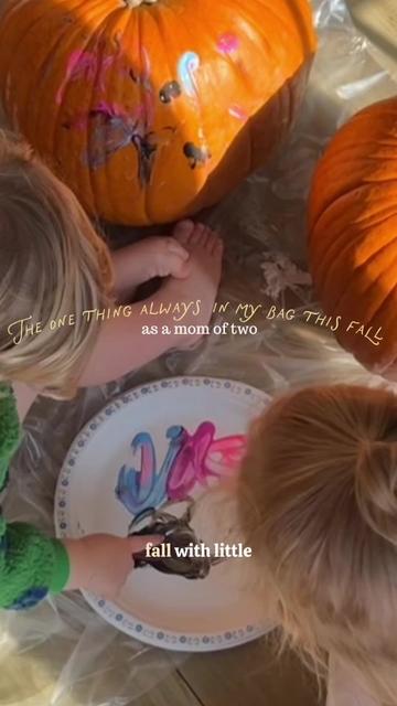 @Lauren | mom life + outfits