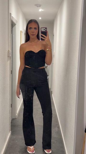 @Kayley Taylor | Pub Landlady🍸