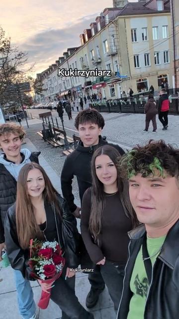 @Kolorek