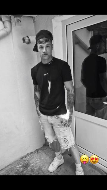 @Vs 12 Edy☠️