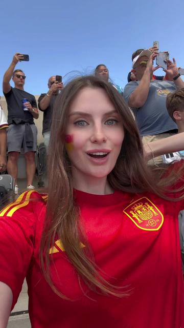 @Laneksa