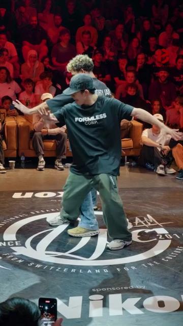@Breakin lobby