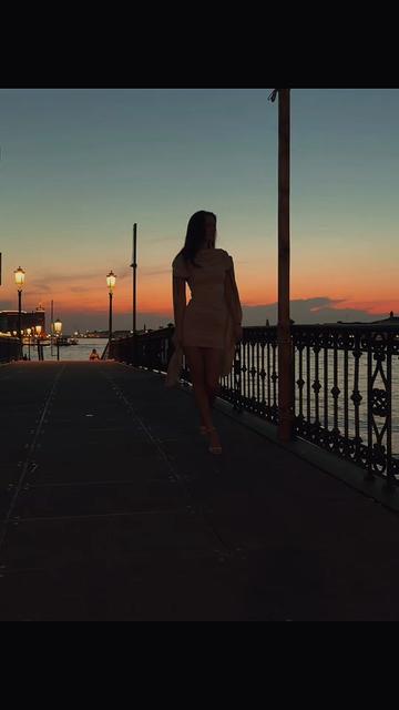@MissCarringtonOfficial