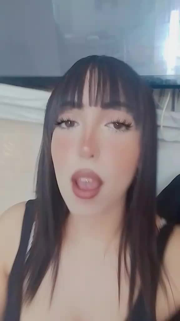 @Eya🐍