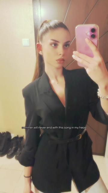 @𝐍𝐢𝐜𝐨𝐥𝐞