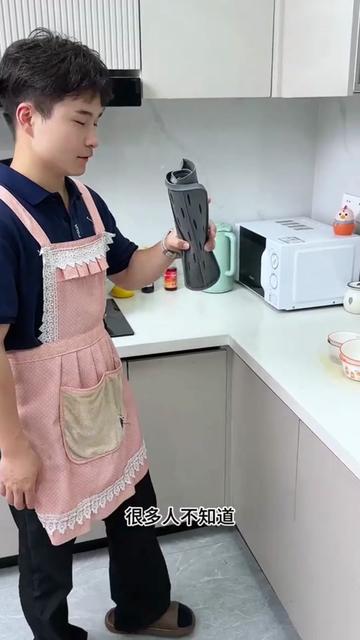@alicenewworld_uk