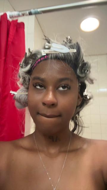 @therealmiaunna