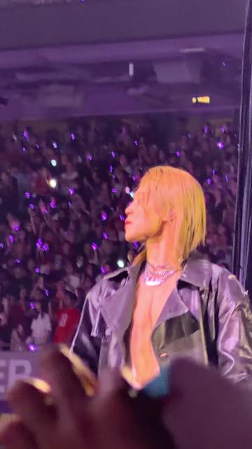 @concertvibesbae
