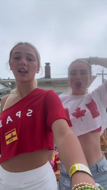 @lauren barton
