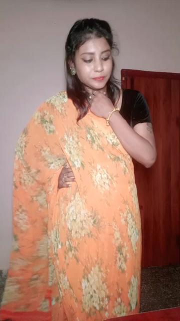 @Glitzy Riddhi