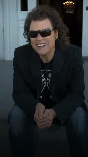 @Ronnie Milsap Official