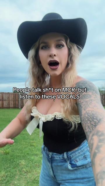 @Meg✨