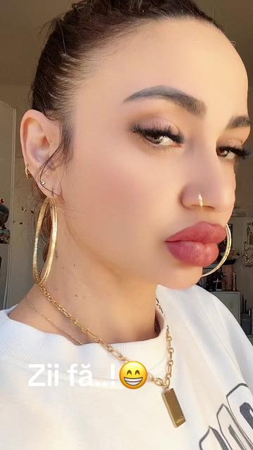@lorylolyta32