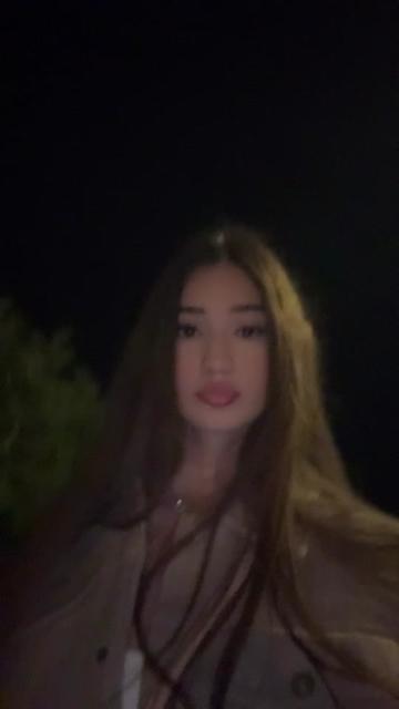 @Ianira