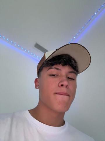@Samuelillo
