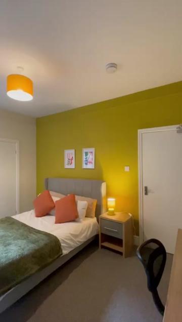 @New Mills Properties