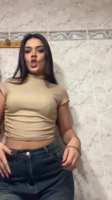 @Raaj👑