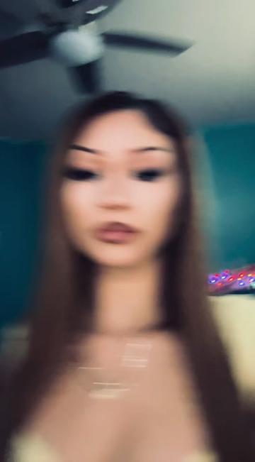 @🧜🏼&zwj;♀️