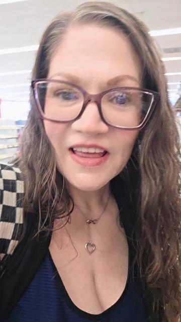 @Bea4Bargains