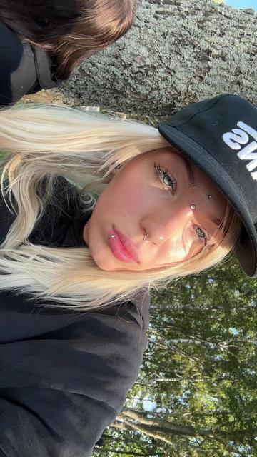 @Ulyvvv