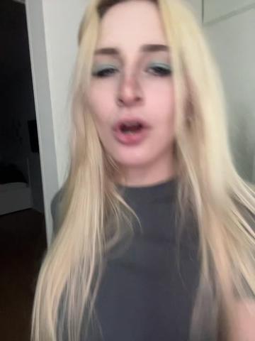 @kisswnnyc