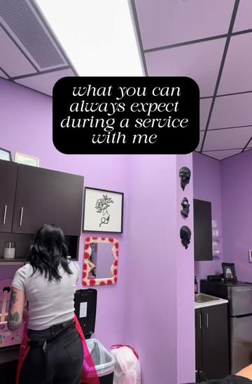 @waxedbyashley