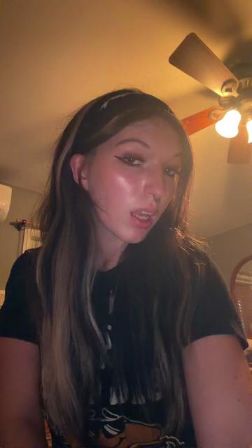 @Maddieoroll